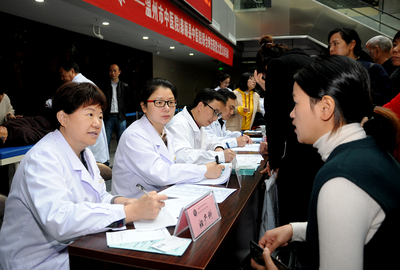 闽东医院组织医务人员跨省开展义诊活动