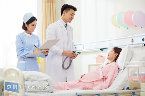 妇产科男医生 专业与尊重的平衡